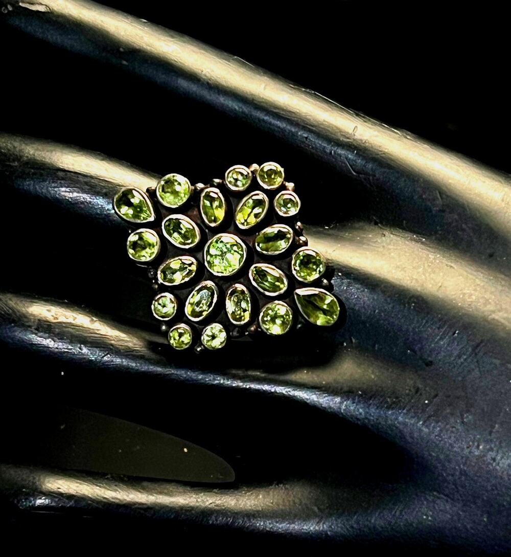 Vintage Artisan Peridot Shield Sterling Silver Ring Sz 8